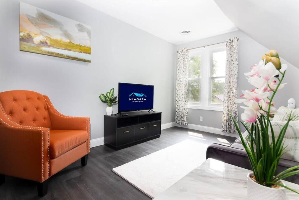 Cozy Micro Apartment, Minutes From Falls Niagara Falls Exterior foto